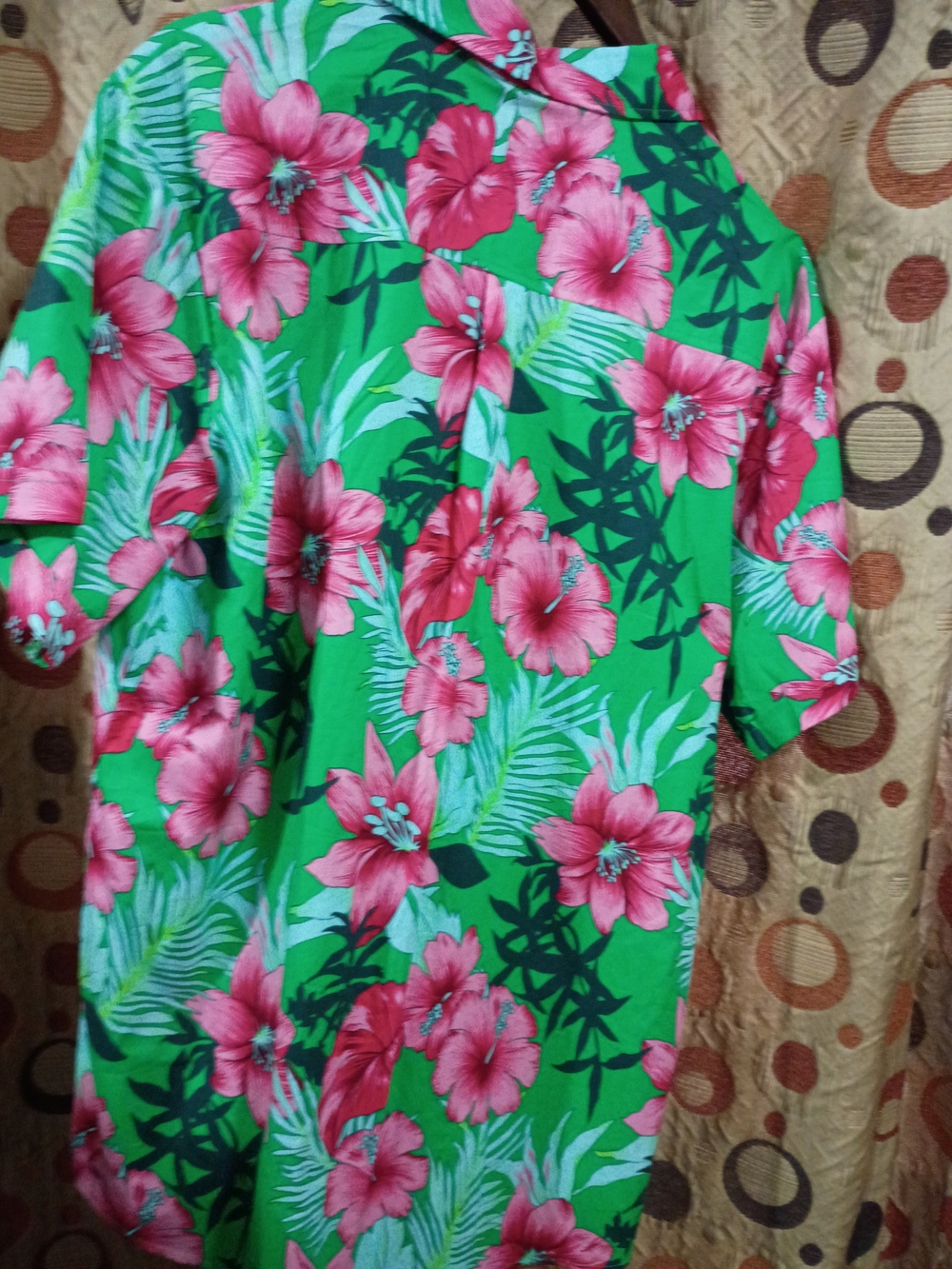 Green Floral Hawaiian Short-Sleeve Shirt - Pink Flower Print